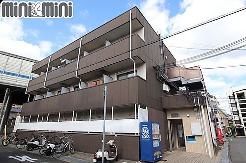 兵庫県尼崎市東園田町７丁目 築27年10ヶ月 3階建