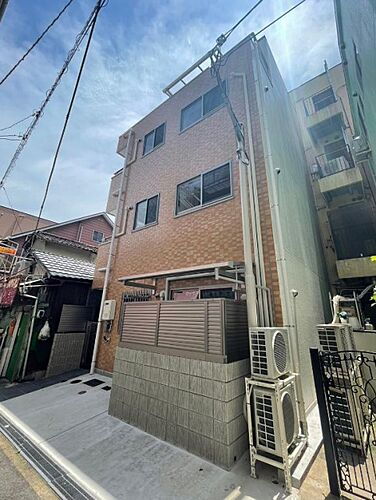 兵庫県神戸市中央区筒井町３丁目 築5年8ヶ月 4階建