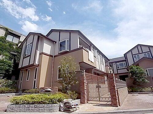 兵庫県神戸市東灘区深江北町１丁目 築19年9ヶ月 2階建