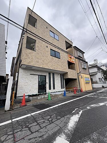 兵庫県尼崎市宮内町１丁目 3階建 