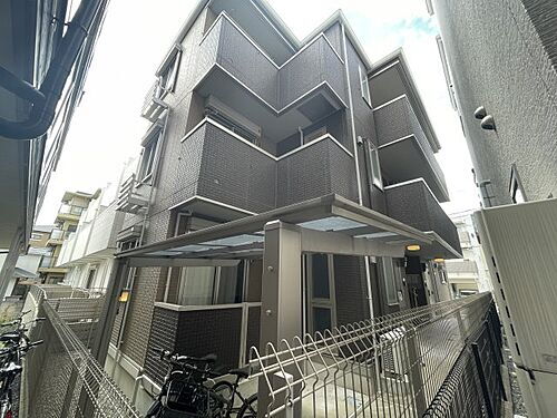 兵庫県神戸市灘区篠原中町４丁目 築7年6ヶ月 3階建