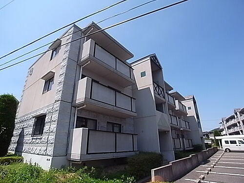 兵庫県神戸市西区井吹台東町４丁目 築30年10ヶ月 3階建