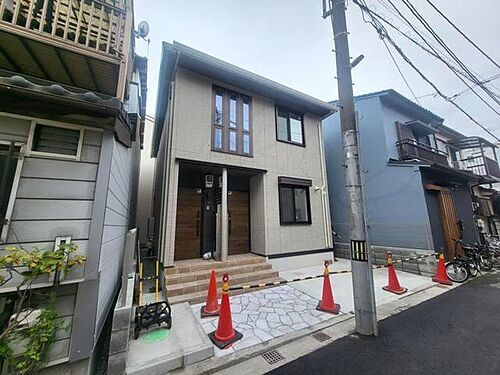 兵庫県尼崎市杭瀬北新町３丁目 2階建