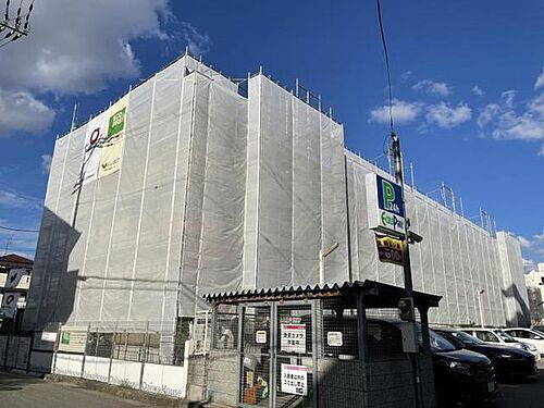 兵庫県尼崎市額田町 3階建 築2年11ヶ月