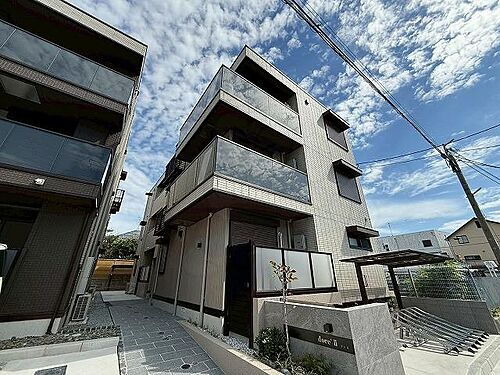 兵庫県西宮市甲子園六石町 賃貸アパート