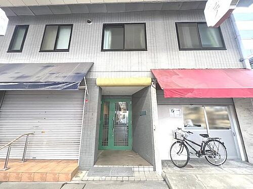 兵庫県神戸市東灘区甲南町３丁目 3階建 築29年2ヶ月