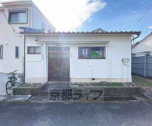 久世殿城町１４２−７貸家