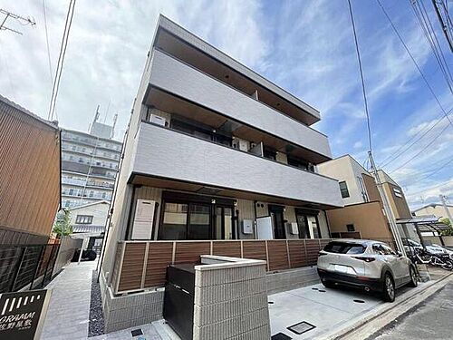 京都府京都市伏見区深草佐野屋敷町  3階建