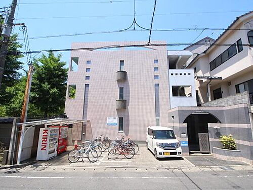 ニューポート内田