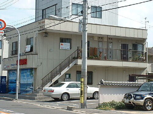 大阪府岸和田市下松町 2階建