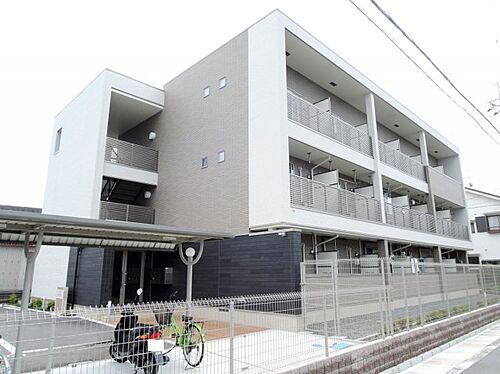 大阪府阪南市尾崎町 3階建 築5年5ヶ月