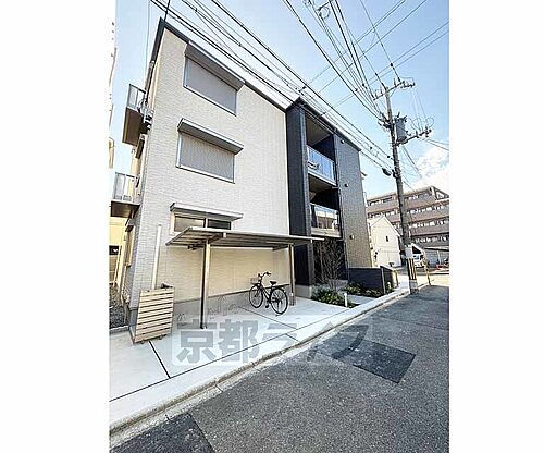 京都府京都市右京区春日通松原上る西院寿町 築2年2ヶ月 3階建