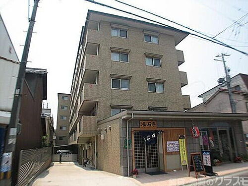 京都府京都市伏見区深草仙石屋敷町 賃貸マンション