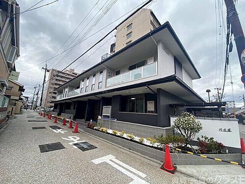 京都府京都市伏見区塩屋町 賃貸アパート