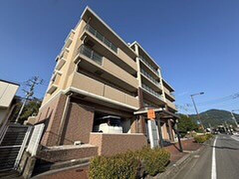 福岡県糟屋郡須惠町大字植木 賃貸マンション