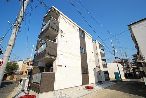 大阪府門真市石原町 築5年2ヶ月 3階建