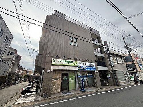 京都府京都市山科区四ノ宮垣ノ内町 5階建