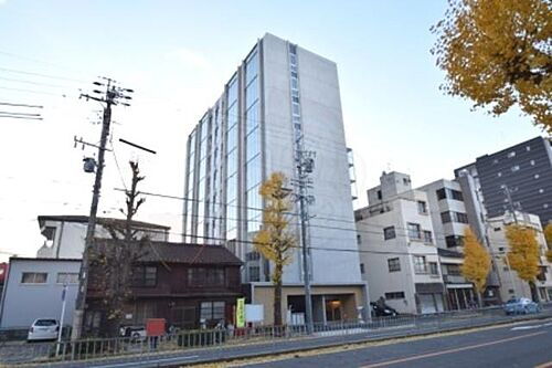 愛知県名古屋市西区則武新町４丁目 9階建