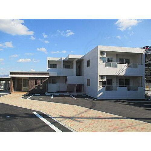 愛知県名古屋市千種区星ケ丘２丁目 築10年2ヶ月 3階建