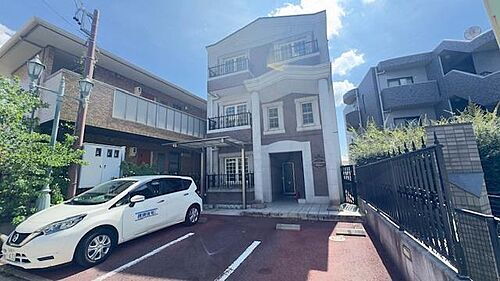 愛知県名古屋市名東区代万町２丁目 築21年11ヶ月 3階建