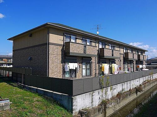 奈良県磯城郡三宅町大字屏風 2階建