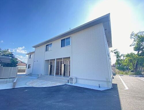 福岡県糟屋郡粕屋町大字阿惠 2階建