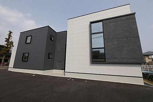 富山県富山市窪本町 賃貸アパート