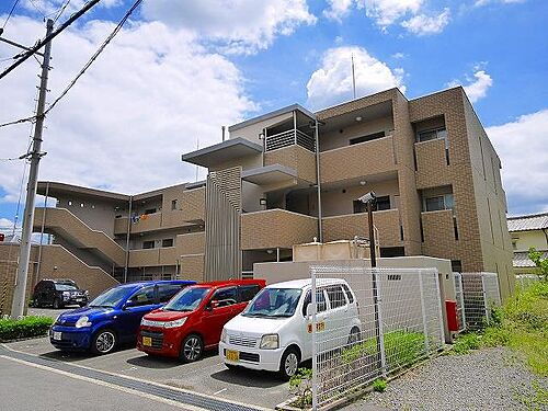 奈良県生駒市小平尾町 3階建 築23年2ヶ月