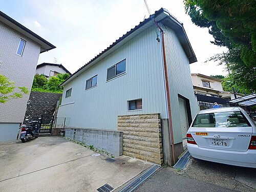 奈良県生駒市北新町 平屋建て 築67年3ヶ月