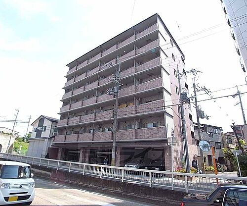 京都府京都市右京区西京極畔勝町 7階建