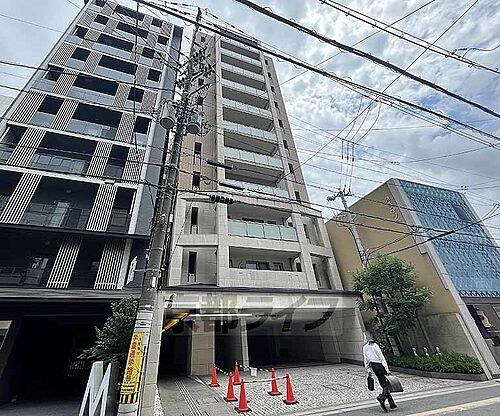 京都府京都市下京区東洞院通四条下る元悪王子町 地上14階地下2階建 築15年10ヶ月