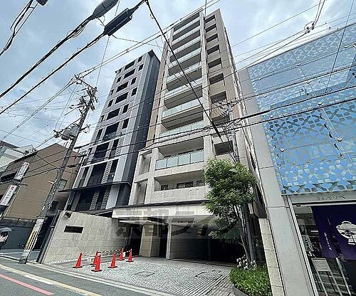 京都府京都市下京区東洞院通四条下る元悪王子町 地上14階地下2階建 築16年2ヶ月
