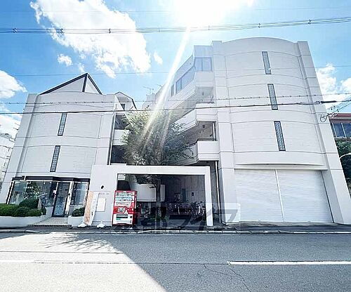 京都府京都市中京区西ノ京冷泉町 賃貸マンション