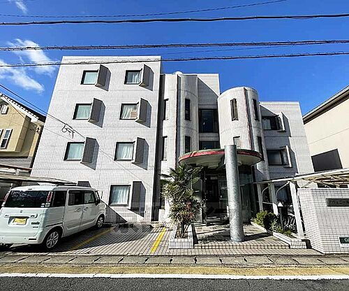 京都府向日市上植野町樋爪 築35年9ヶ月 4階建