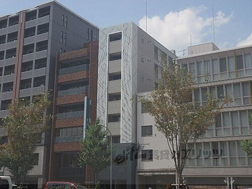 京都府京都市下京区堀川通綾小路下る綾堀川町 築17年9ヶ月 8階建