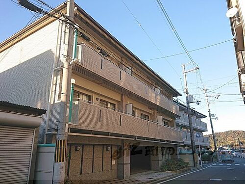 京都府京都市伏見区深草大亀谷西寺町 地上3階地下1階建 築31年3ヶ月