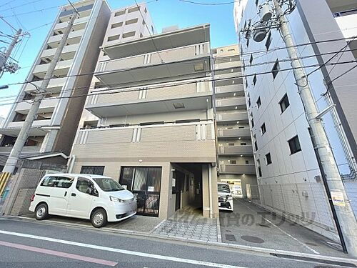 京都府京都市下京区油小路通四条下る石井筒町 賃貸マンション