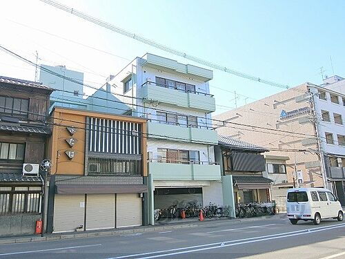 京都府京都市下京区七条通大宮東入大工町 賃貸マンション