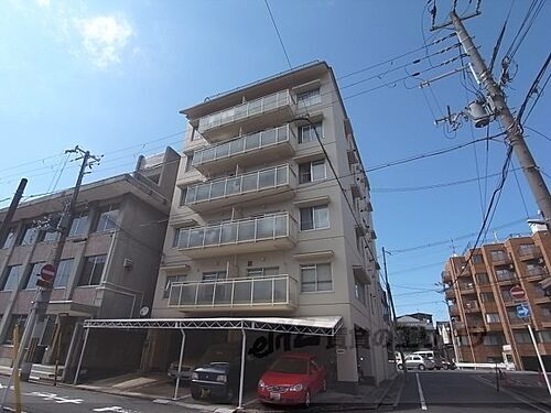 京都府京都市上京区丸太町通智恵光院東入西院町 6階建