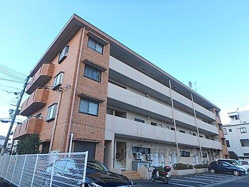 滋賀県野洲市栄 4階建 築36年5ヶ月