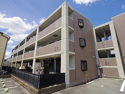 京都府木津川市州見台１丁目 3階建 築21年1ヶ月