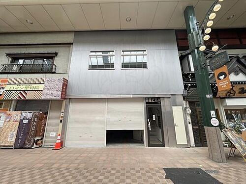 兵庫県神戸市中央区元町通５丁目 2階建 築80年11ヶ月