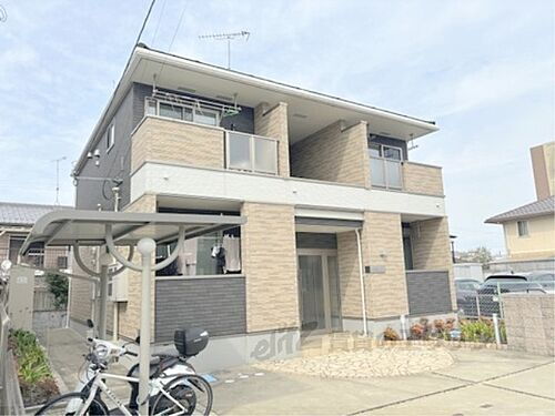 滋賀県大津市北大路１丁目 築6年9ヶ月 2階建