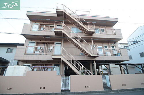 岡山県岡山市北区寿町 3階建
