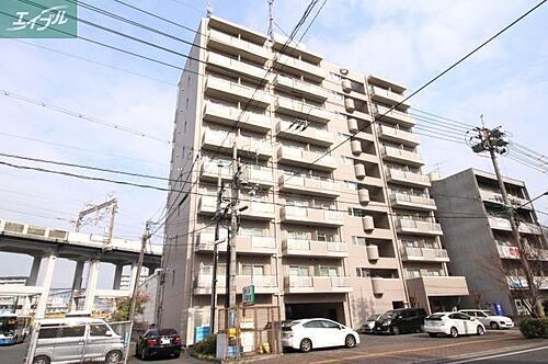 岡山県岡山市北区東島田町１丁目 10階建