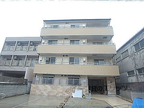 京都府京都市伏見区深草町通町 築5年11ヶ月 4階建