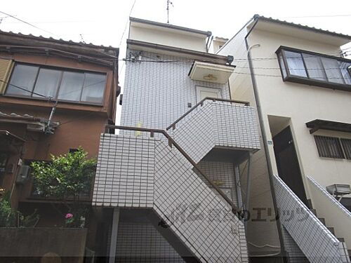 京都府長岡京市一文橋１丁目 築35年12ヶ月 2階建