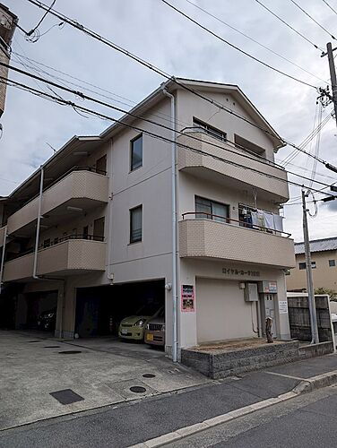 ロイヤルカーサＩ番館