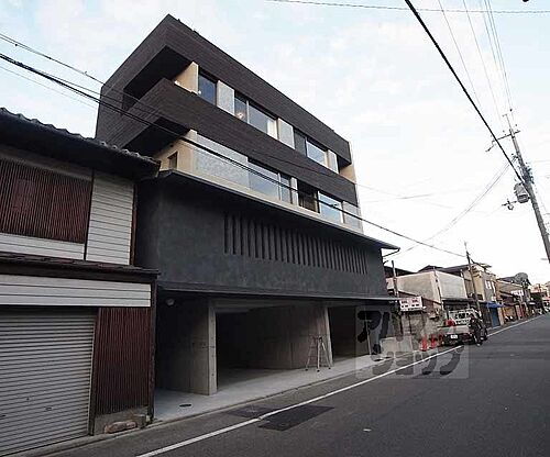 京都府京都市上京区上の下立売通御前通西入大宮町 築9年1ヶ月 5階建