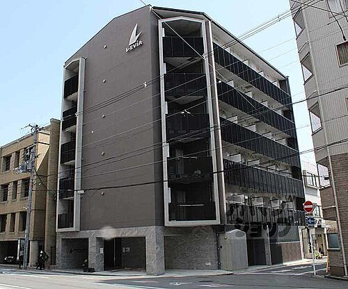 京都府京都市上京区日暮通丸太町上る西入西院町 築5年8ヶ月 6階建